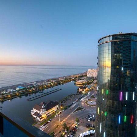 Orbi City Sea Side & Sea View Towers Батуми Екстериор снимка
