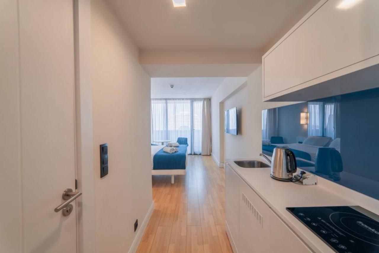 Orbi City Sea Side & Sea View Towers Батуми Екстериор снимка