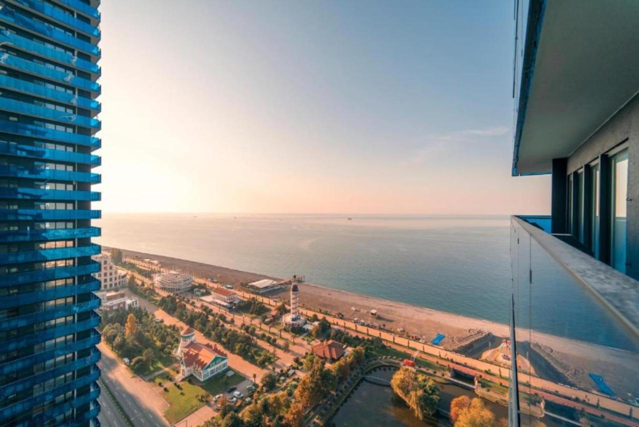 Orbi City Sea Side & Sea View Towers Батуми Екстериор снимка